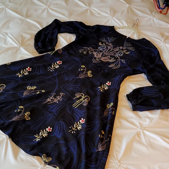 Navy A-line Loft dress only worn twice. - Picture 4 of 7